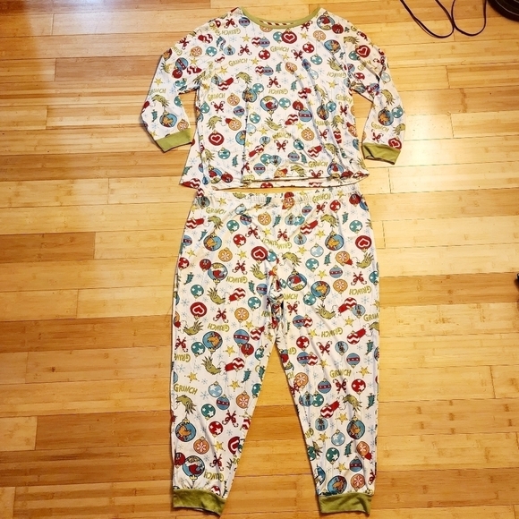 Dr Seuss “The Grinch” Christmas PJ Set Pajamas Women's 3X White All Over Print - Picture 2 of 13